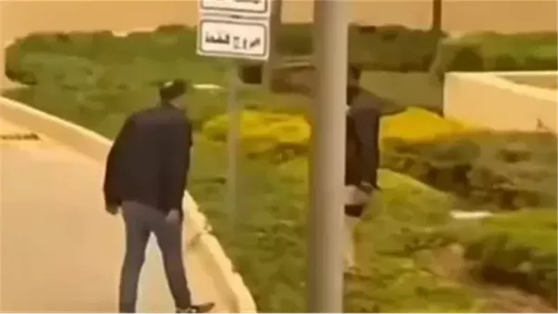  تعدى رجل أعمال على فرد أمن