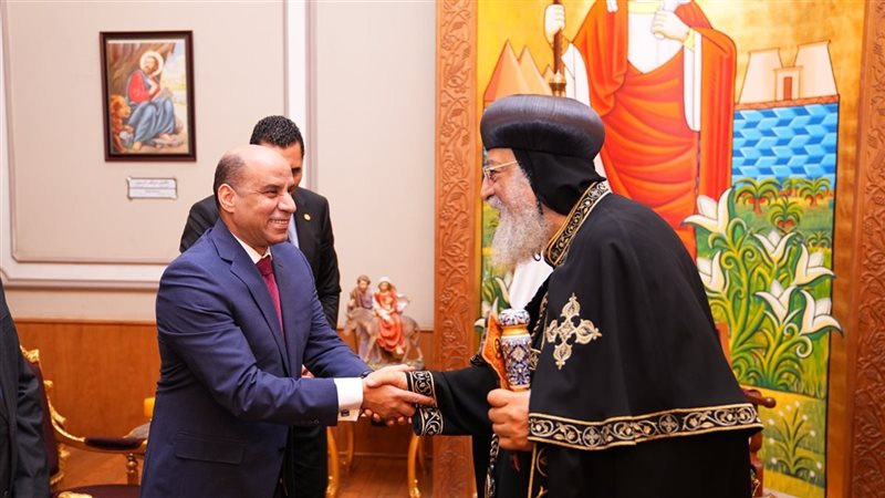 البابا تواضروس ووزير العمل