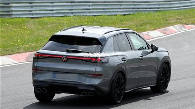 فولكس فاجن T-Roc R الجديدة تظهر أثناء الاختبارات بقوة 333 حصانًا