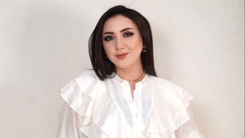 المطربة آية عبد الله