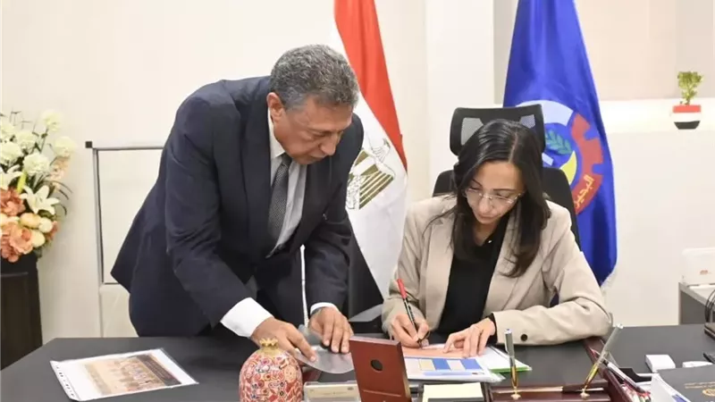 محافظ البحيرة 