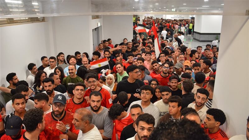 جانب من اقبال الجماهير على المونوريل 