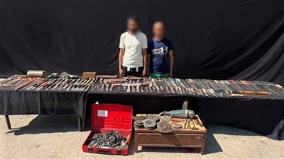 107 أسلحة بيضاء تكشف نشاط ورشة سرية ببولاق أبو العلا..وهذه عقوبة المتهمين