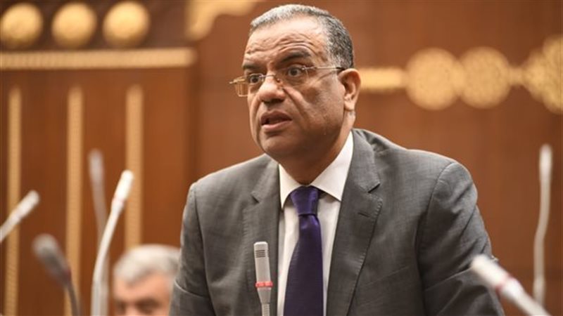 الكاتب الصحفي وعضو مجلس الشيوخ محمود مسلم