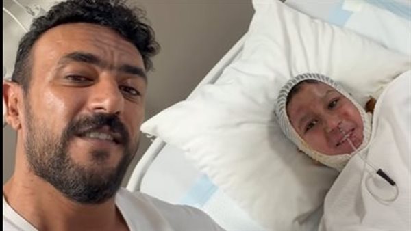 أحمد العوضي والطفل يوسف