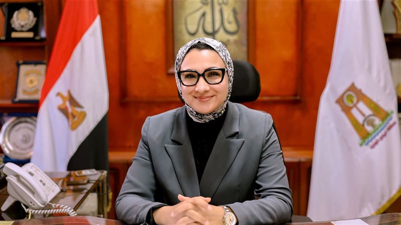 حنان مجدي محافظ الوادي الجديد 