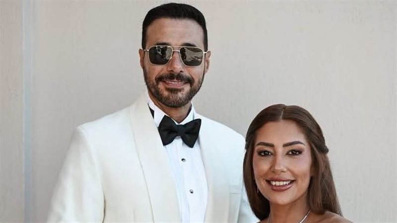 احمد السعدني وزوجته