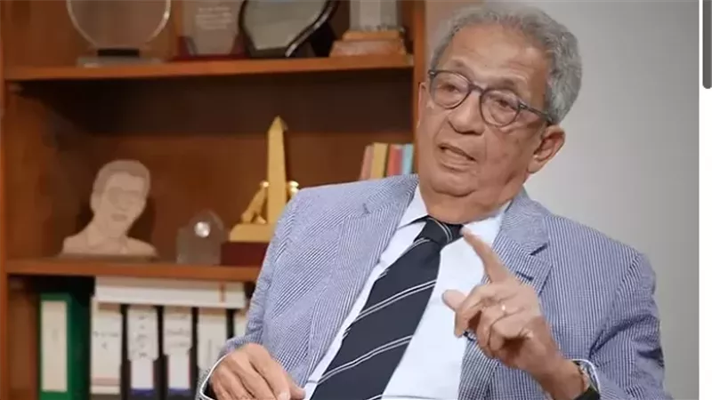 عمرو موسى