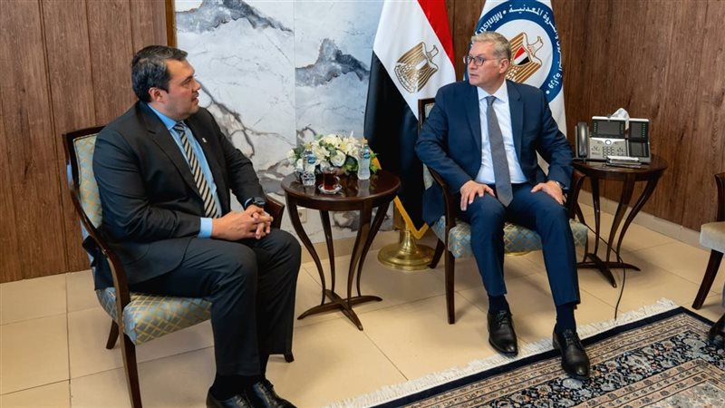 وزير البترول 