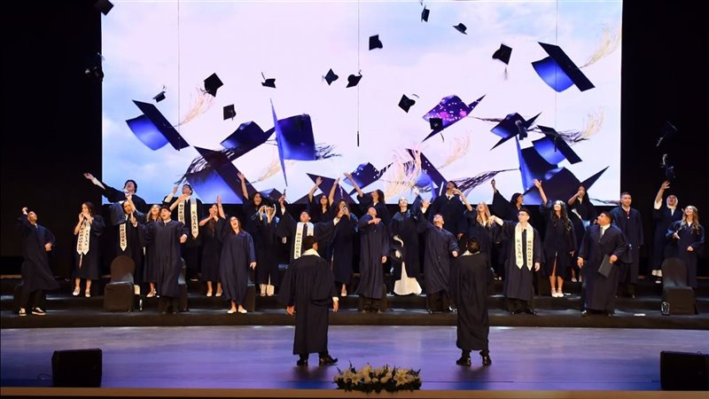 «كيان كولدج الدولية» تحتفل بأول دفعة من خريجيها