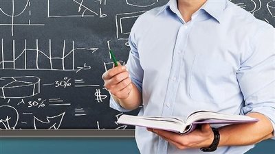 حوافز جديدة للمعلمين.. ألف جنيه شهريًا و2000 جنيه للإدارة المدرسية المتميزة