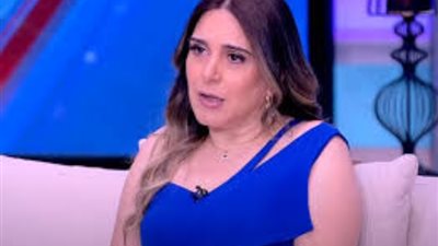 ميرنا وليد تعرض مسرحية 