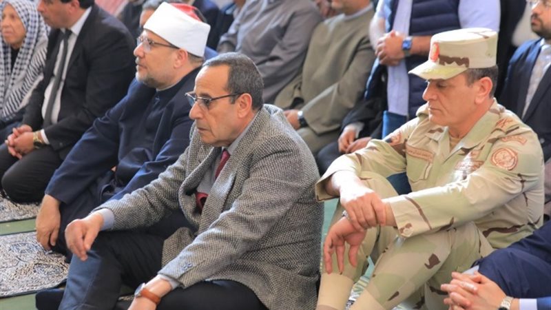 وفد وزاري يفتتح مسجد الوسيم بالشيخ زويد