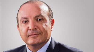 هاني برزي: مكافآت استثنائية للاعبي الزمالك حال الفوز على الأهلي