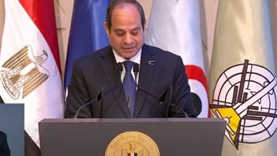 الرئيس السيسي: «محصلش إن في مسئول خد 12 مليار دولار وخرج برا البلد»