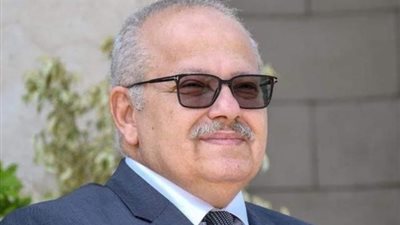 براءة رئيس جامعة القاهرة من عدم تنفيذ بعض الأحكام القضائية