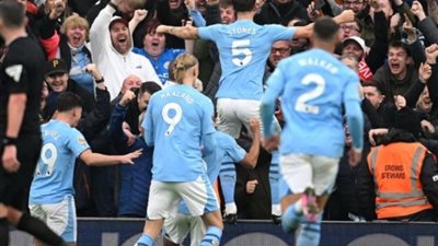 انتهاء الشوط الأول بتقدم السيتي على ليفربول في قمة الدوري الإنجليزي
