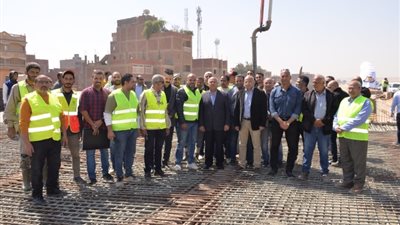 وزير النقل يوجه بتكثيف الأعمال بمشروع الأتوبيس الترددي، ويكشف معدلات العمل بالدائري