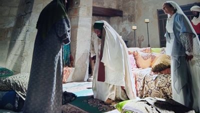 الحلقة الثانية من الحشاشين، حسن الصباح يبهر والدة الخليفة الفاطمي