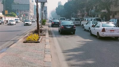 كثافة مرورية عالية بحركة سير السيارات بالقاهرة والجيزة