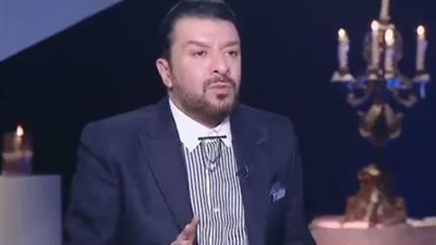 مصطفى كامل: «حزنت على حلمي بكر أكتر من ابنه واللي حصل في جنازته عيب»