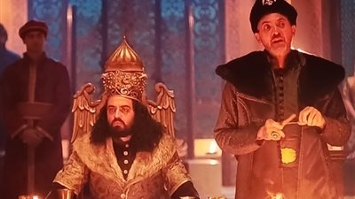 مسلسل الحشاشين الحلقة الثالثة، الملك شاه يقتل عمه للوصول للحكم