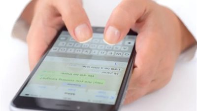 100 لهجة على عملاق التواصل، تعرف على طريقة تغيير لغة «واتساب»