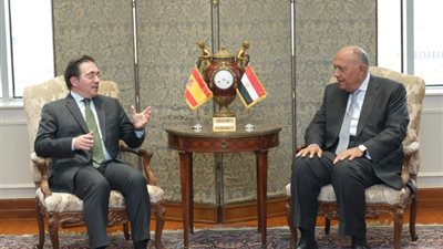 سامح شكري يعقد جلسة مباحثات مغلقة مع نظيره الإسباني (صور)