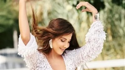 نانسي عجرم: وزني 50 كيلو وبحب ملذات الحياة وعايزة أمثل بس خايفة