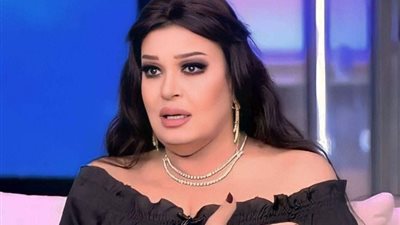 فيفي عبده: أحمد زكي نجم راقي وله اخلاقيات والشغل معاه نقلني نقلة كبيرة
