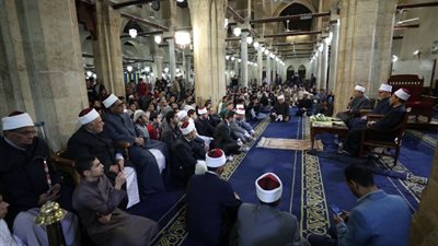 ملتقى الأزهر ، العالم اليوم أحوج ما يكون إلى السلم العالمي والأمن الفكري