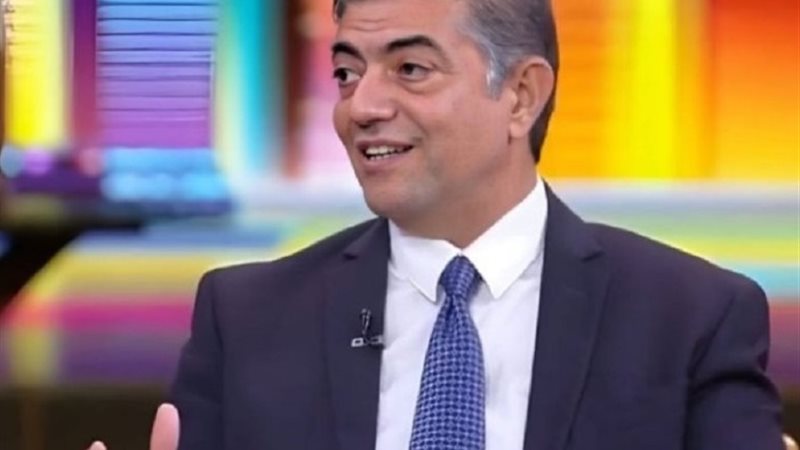 هشام عبد العزيز، رئيس حزب الإصلاح والنهضة