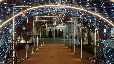 رأس البر تستقبل شهر رمضان المبارك 2024 بالفوانيس المضيئة
