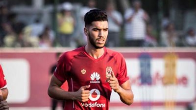 عفت نصار: وليد أزارو سيكون مفيدًا للزمالك لهذا السبب
