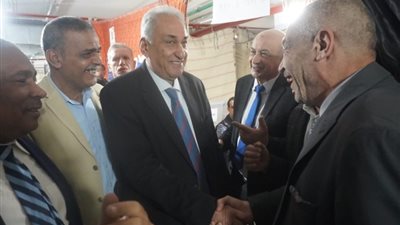 سامح عاشور يدلي بصوته في انتخابات «المحامين» وسط هتاف «النقيب أهو»