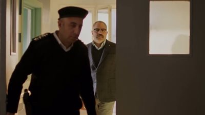 محمد شاهين تعرف على جثة شقيقه في الحلقة 14 من مسلسل لحظة غضب