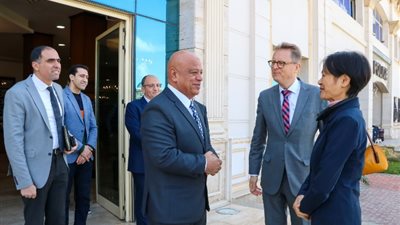 لبحث التعاون المشترك، سفير ألمانيا يزور ميناء دمياط