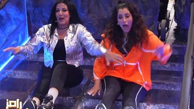 خلاف أيتن عامر وسمية الخشاب ينتهى بوساطة ماجدة الرومى ونجاة