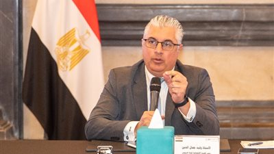 البعثات الترويجية لاقتصادية قناة السويس جذبت 2.56 مليار دولار (تفاصيل)