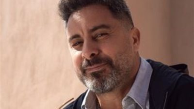 المخرج هادي الباجوري: الفنانة اللي ترفض مشاهد جريئة مش هتمثل معايا