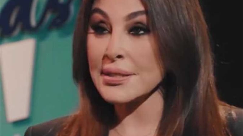 الفنانة اليسا