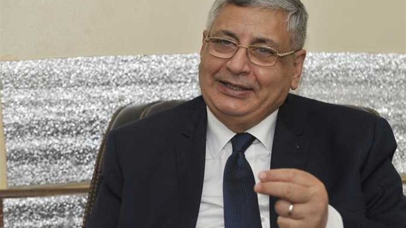 الدكتور عوض تاج الدين