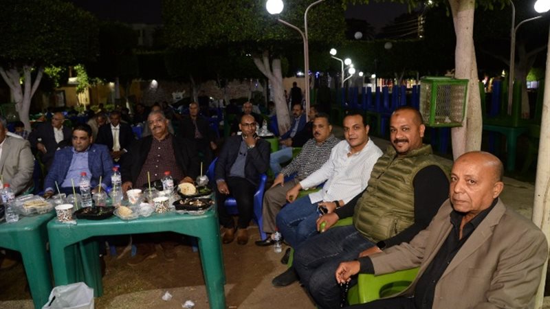 اللقاء