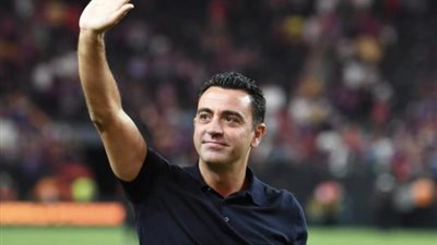 تشافي هيرنانديز يحدد شروطه للاستمرار مع برشلونة