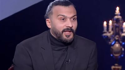 إبراهيم سعيد عن رضا عبدالعال: دا نجم كوميكس، وأخره يضحكني