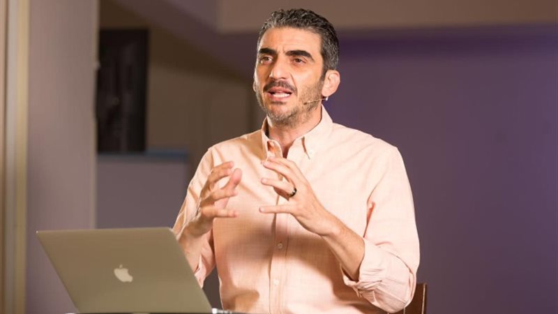 القس طوني جورج مؤسس ورئيس خدمة tC مصر والشرق الأوسط