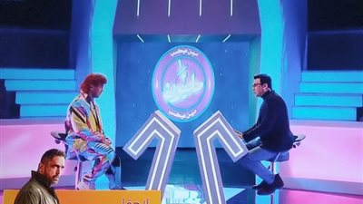 مسلسل الكبير أوي 8 الحلقة 25، الكبير يساعد حزلقوم في المسابقة (فيديو)