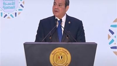 الرئيس السيسي: مصر ستبقي بإذن الله عزيزة أبية تتسع لكل المصريين