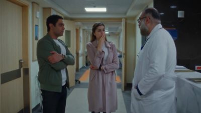 مسلسل بدون سابق إنذار الحلقة 12، مروان وليلى يبحثان عن متبرع بالدم لابنهم