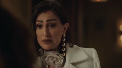 الحلقة 24 من مسلسل صيد العقارب، «عايدة تهدد سميحة»